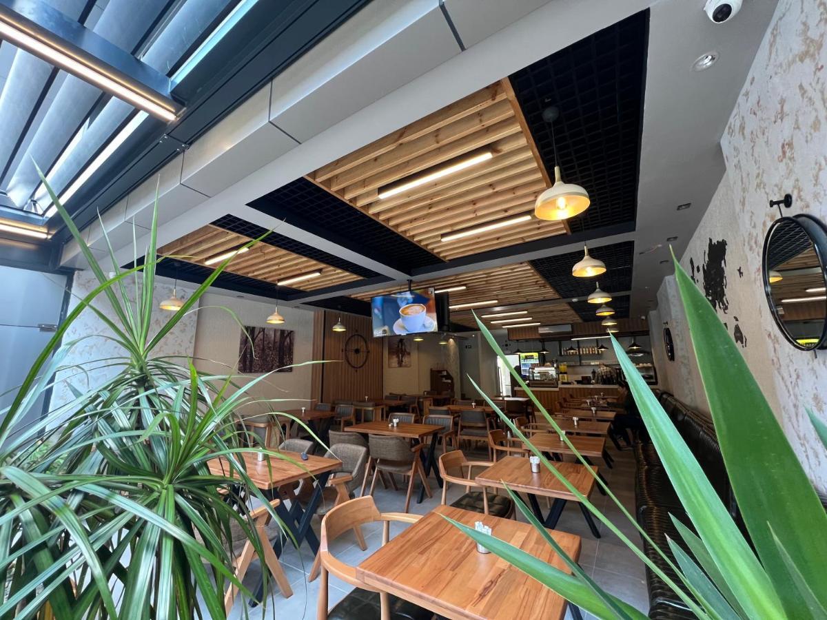 Innport Hotel 게브제 외부 사진